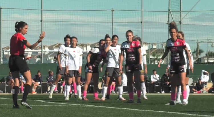  唐佳麗梅開(kāi)二度、邵子欽破門(mén)，中國(guó)女足3-2擊敗Alhama俱樂(lè)部女足